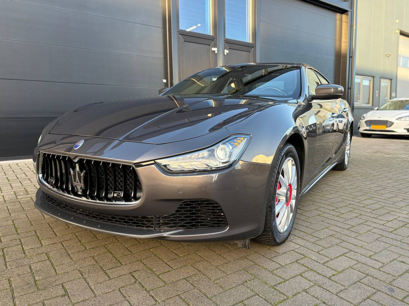 Maserati Side
